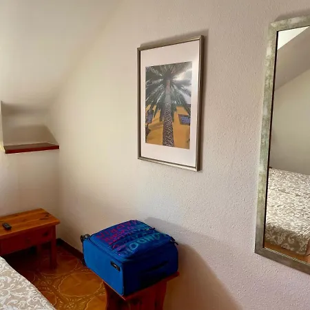 Daire Sunny 2-bedroom In Parque Santiago Ii *