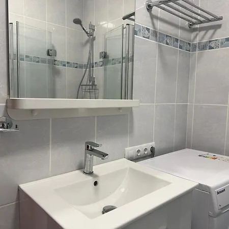 Sunny 2-bedroom In Parque Santiago Ii Daire Playa de las Américas
