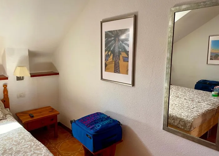 شقة Sunny 2-bedroom In Parque Santiago Ii *