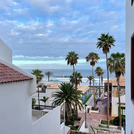Sunny 2-bedroom In Parque Santiago Ii Appartement