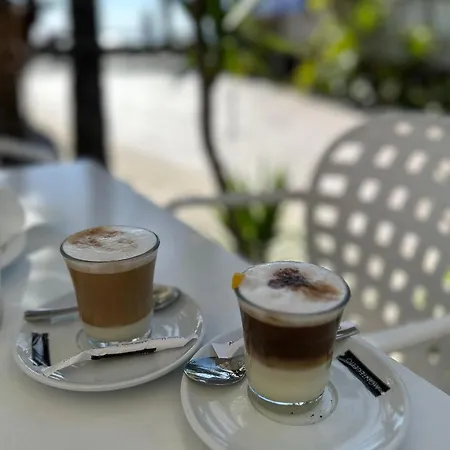 Appartement Sunny 2-bedroom In Parque Santiago Ii *