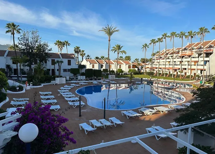 Sunny 2-bedroom In Parque Santiago Ii Daire
