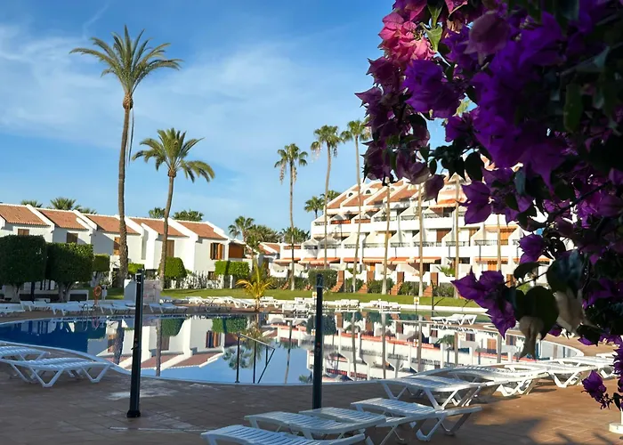 Sunny 2-bedroom In Parque Santiago Ii Daire